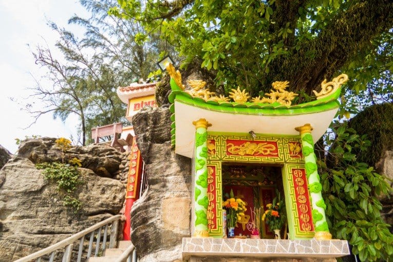 Dinh Cau Rock (Cau Temple)