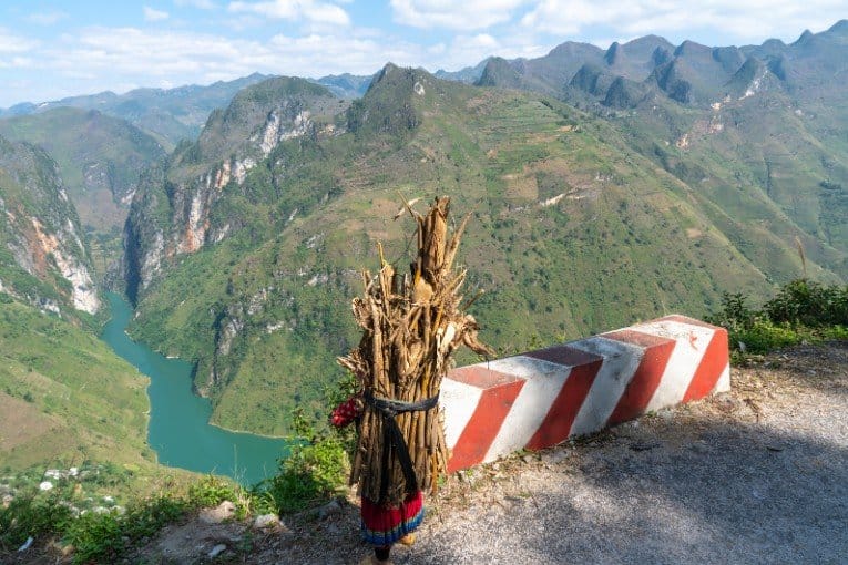 Ma Pi Leng Pass