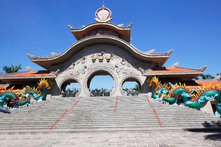 Suoi Tien Theme Park