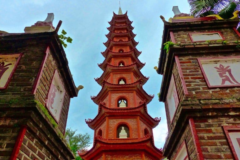 Trấn Quốc Pagoda