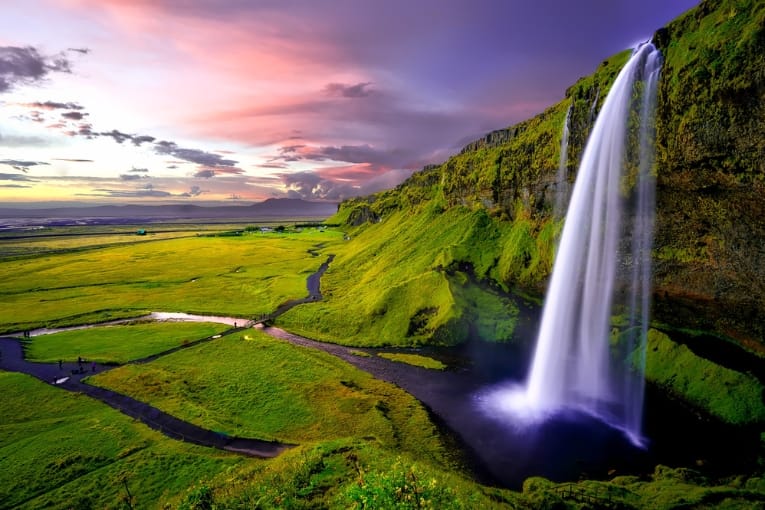 iceland solo travelers guide