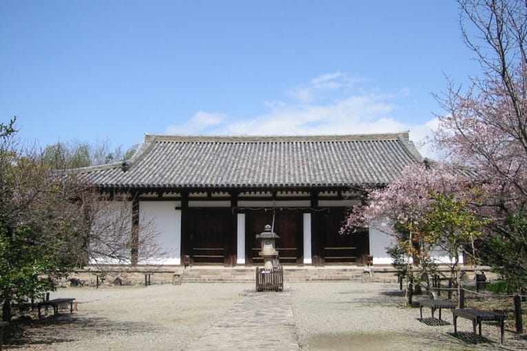 shin yakushi ji temple