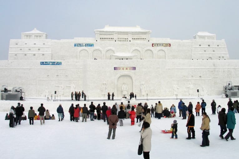 visit the asahikawa winter festival