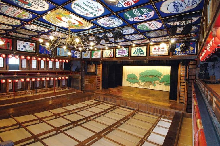 yachiyoza theater