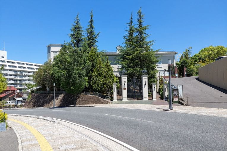 dogo giyaman glass museum