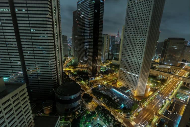 nishi shinjuku skyscraper district