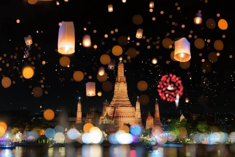 Wat Arun (Temple of Dawn)