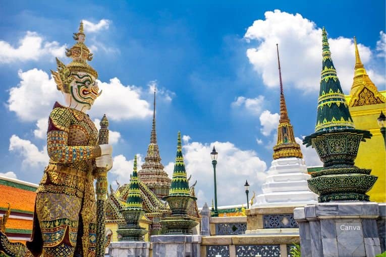 Wat Phra Kaew (Temple of the Emerald Buddha)