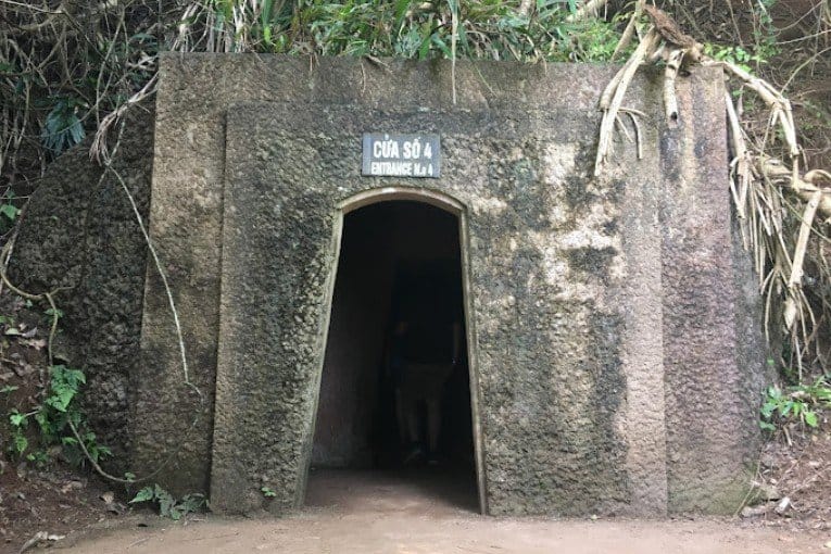 vinh moc tunnels