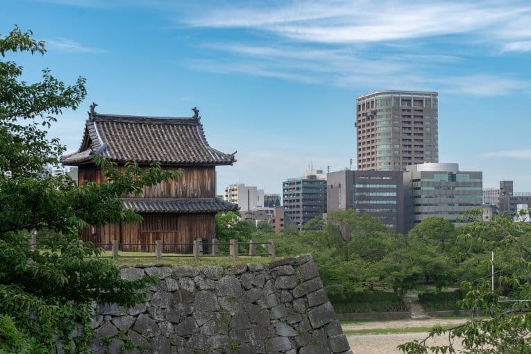 fukuoka castle ruins