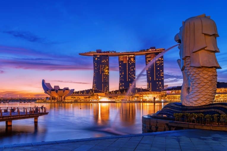 singapore solo travelers guide