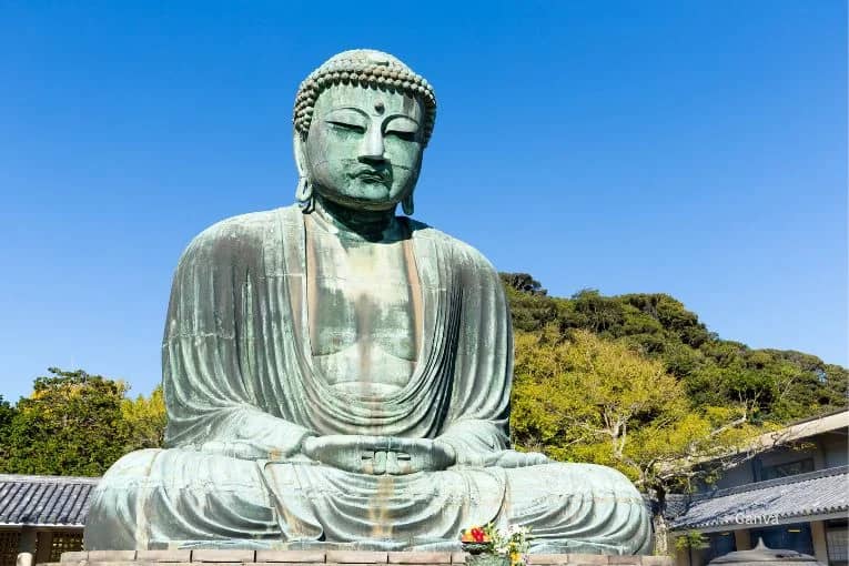kotoku in great buddha of kamakura