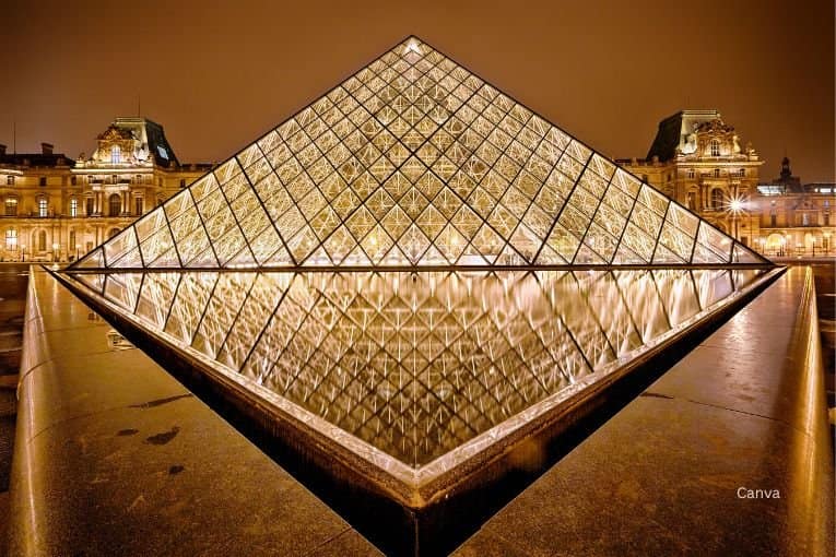 louvre museum paris