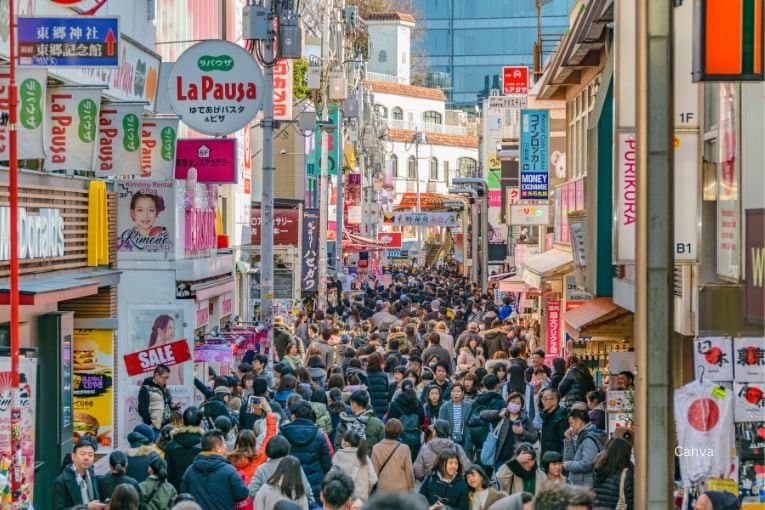 winter shopping and entertainment tokyo